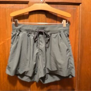 Zella Green Cargo Shorts with Elastic Waistband